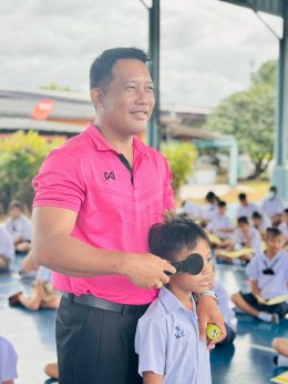  โรงพยาบาลส่งเสริมสุขภาพนาป่ามาให้บริการตรวจสุขภาพนักเรียน