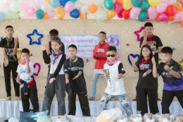 ภาพบรรยากาศการแสดงของเด็ก ๆ "วันเด็ก 69" 