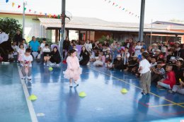 ภาพบรรยากาศการแสดง การเล่นเกมของเด็กๆ "วันเด็ก 69"