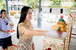 น้อมร้อยดวงใจภักดิ์ ถวายพระพรชัยมงคล รัชกาลที่ ๑๐