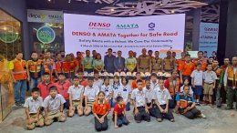  รับมอบหมวกกันน็อก โครงการ DENSO&AMATA Together for Safe Road