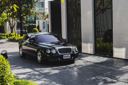 ให้เช่ารถBentley Flying Spur บริการรถลีมูซีนให้เช่า