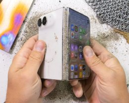 iPhone 18 duo จอพัง จอแตก จอเป็นเส้น จอพับไม่ได้