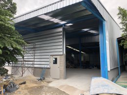 SRW WAREHOUSE