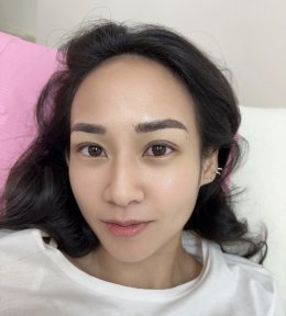 Eyebrow microblading