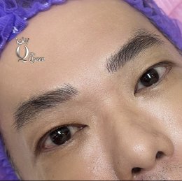 Eyebrow microblading