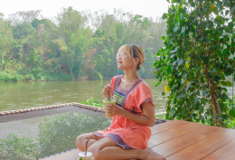 Grand Tent by river เต้นท์กระโจม-ช่อม่วง