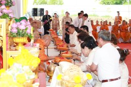 พิธียกเสาเอกเป็นปฐมฤกษ์ อาคารพระมงคลเทพมุนี (สด จนฺทสโร) 