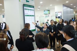 ต้อนรับรศ.ดร.ทวิดา กมลเวชช รองผู้ว่าราชการกรุงเทพมหานคร ในการตรวจความก้าวหน้า smart hospital ตามนโยบายสุขภาพดีของกรุงเทพมหานคร