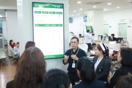 ต้อนรับรศ.ดร.ทวิดา กมลเวชช รองผู้ว่าราชการกรุงเทพมหานคร ในการตรวจความก้าวหน้า smart hospital ตามนโยบายสุขภาพดีของกรุงเทพมหานคร
