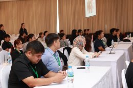 จัดกิจกรรมอบรม"PERSONALITY DEVELOPMENT AND SERVICE"