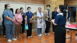 ต้อนรับคณะศึกษาดูงานจากโรงพยาบาลวิชัยเวช อินเตอร์เนชั่นแนล หนองแขม และโรงพยาบาลวิชัยเวช แยกไฟฉาย เข้าเยี่ยมชม ศูนย์สนับสนุนบริการสุขภาพเวชศาสตร์เขตเมือง