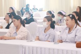 โครงการฝึกอบรมพัฒนาศักยภาพพยาบาลวิชาชีพ รุ่นที่ 1 วันที่ 2 โดยวิทยากรของโรงพยาบาลในหัวข้อต่าง ๆ ดังนี้