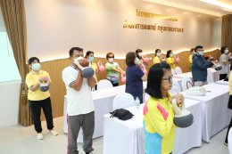 จัดโครงการอบรมเชิงปฏิบัติการ "สูงวัยหัวใจฟิต" ให้แก่สมาชิกชมรมผู้สูงอายุ
