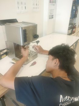 บริการซ่อมบำรุงโดยทีมช่างศูนย์บริการ จ.สุราษฎร์ธานี