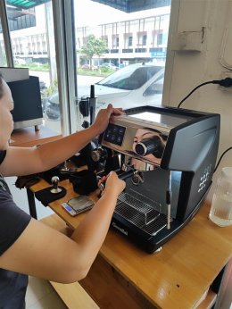 รีวิวติดตั้งเครื่องชงกาแฟ 3200F ครบเซ็ตพร้อมเปิดร้าน