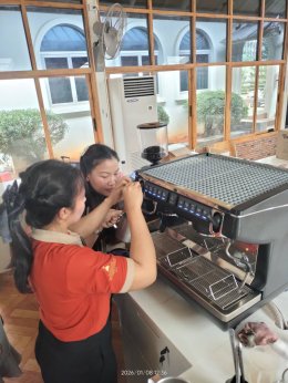 รีวิวติดตั้งเครื่องชงกาแฟ Nuova Simonelli : Appia Life compact V2G 