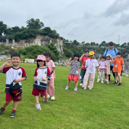 为推动课外学习活动，LOF Creators Club 热情欢迎来自 Wells International School  Chonburi Campus 的学生前来 LOF LAND 参加校外参观学习活动。