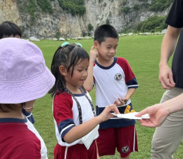 ส่งเสริมกิจกรรมการเรียนรู้ใน Summer fun program LOF Creators Club ได้ร่วมมือกับ Wells International School - Chonburi Campus เพื่อส่งเสริมกิจกรรมการเรียนรู้ใน Summer fun program 