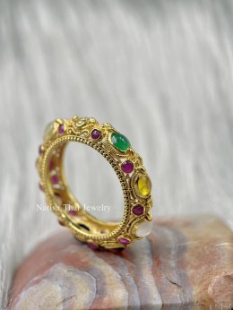 แหวนนพเก้า 18K ความงามที่สืบต่อจากวันวาน