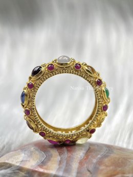 แหวนนพเก้า 18K ความงามที่สืบต่อจากวันวาน