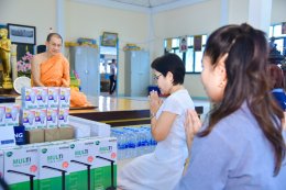 สว่างไสวด้วยหลอดไฟโตชิบา เพื่อธรรมะและการปฏิบัติธรรม