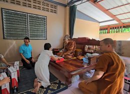 หลอดไฟโตชิบา บริจาคโซล่าเซลล์ให้วัดป่า จ.อุดรธานี