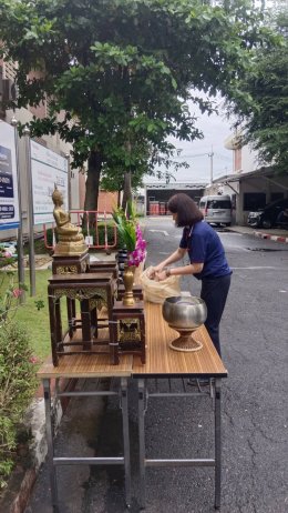 53 Years of Toshiba Lighting A Light of Trust, Shining with the Thai People for 53 Years.