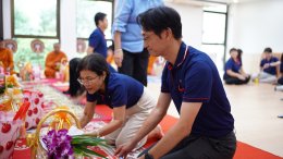53 Years of Toshiba Lighting A Light of Trust, Shining with the Thai People for 53 Years.