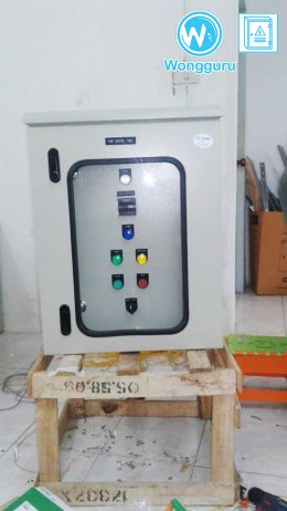 ตู้ควบคุมไฟฟ้าหลัก (MDB)-Motor & Power Plug Control Panel