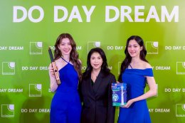 'หลิง-ออม' แท็กทีมจุดพลังแฟนด้อมกลางเซ็นทรัลเวิลด์ ในงาน "DO DAY DREAM: Innovate for a Better Future"
