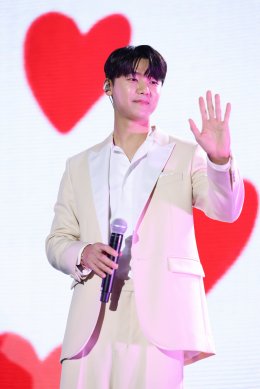 ‘เธอมันเริ่ด’! บัดดี้ตัวตึง 'มินฮยอก&จองชิน' ยกระดับบอยซ์ไทยเหนือไปกว่า MANITO พร้อมเสิร์ฟความฟินเรียกเสียงฮาให้หายคิดถึงใน 2023 KANG MIN HYUK x LEE JUNG SHIN FROM CNBLUE ‘THE BUDDY’ FAN MEETING IN BANGKOK