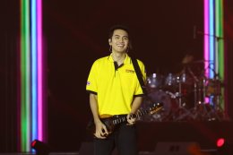 โจอี้ ภูวศิษฐ์ นำทัพศิลปินดัง เติมความสุขเต็ม 10 ในคอนเสิร์ตฉลองครบรอบ MR. D.I.Y. 10 Years Beside You Concert