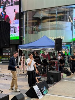 'อะตอม ชนกันต์' โผล่เซอร์ไพรส์กลางสยาม! ร่วมแจม Rising Star บนเวที "SIAM SQUARE RISING STAGE"