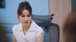 "ตะวันระฟ้า EP.5" รักหวาน! 'ระฟ้า' สารภาพรัก 'ซัน' สุดฟิน กับการปรากฏตัวของใครบางคนที่ซ่อนอยู่! เมื่อคลิปหลุดสาวหน้าคล้ายซันโผล่ผับดัง สะเทือนชื่อเสียงในวงการ! 