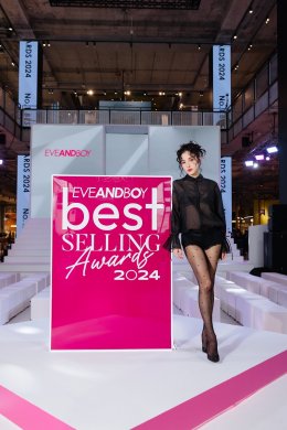 แอบส่องไอเทมลับเสริมหล่อ "ไปป์-มนธภูมิ" และ "นิว-ชยภัค" พร้อม "เอินเอิน-ฟาติมา" เผยเคล็ดลับสวยหน้าใส!! ในงาน "EVEANDBOY BEST SELLING AWARDS 2024"