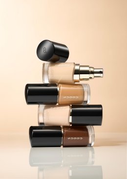 'มาร์ค ศิวัช - แพร์ พิชชาภา' ออร่าแรง! ร่วมเปิดตัวรองพื้นใหม่ SUQQU THE LIQUID FOUNDATION e เผยเคล็ดลับผิวโกลว์สะดุดตา