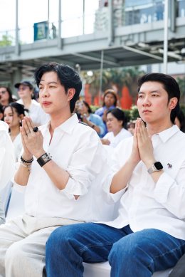 Star Hunter Entertainment จับมือ WeTV บวงสรวงซีรีส์ 2 รส 2 สไตล์ ซีรีส์ WeTV Original "ข่มขลัง" (Khom Khlang The Series) และ ซีรีส์ "Remain The Series" (สิ่งที่เหลืออยู่) แฟนคลับแน่นลานเซ็นทรัลเวิลด์