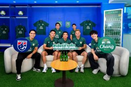 น้ำแร่ธรรมชาติตราช้าง จัดทัพกองเชียร์ นำโดย นิกกี้-ลีซอ-แจ็ค-จีโน่  บุกแคมป์ทีมชาติให้กำลังใจทัพช้างศึก ก่อนดวลเติร์กฯ ในแมทช์ชี้ชะตา พร้อมชวนคอบอลชาวไทยเชียร์ช้างศึก! ฝ่าด่าน พิชิตถ้วยเอเชีย 31 มีนาคมนี้