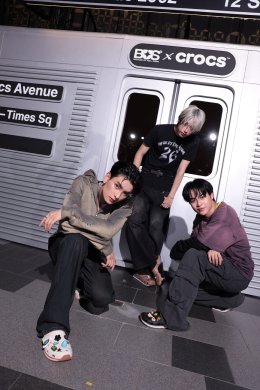 Crocs สร้างปรากฏการณ์ครั้งยิ่งใหญ่! นำเสนอ 3 ดีไซน์ไอคอนิก พร้อมดึง 'BUS because of you i shine' นั่งแท่นแบรนด์แอมบาสเดอร์กลุ่มแรกในไทย แท็กทีมเสิร์ฟลุคเท่ในงาน CROCBAND TAKES THE STAGE!