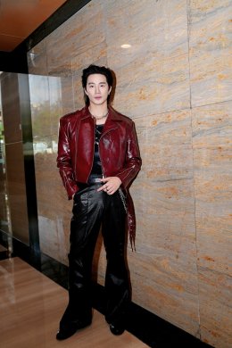 คุนหมิงแตก! 'บี้ ธรรศภาคย์' โชว์สกิลศิลปินตัวท็อป ร้องเต้นสุดปัง บุกเทศกาลไทยครั้งที่ 16 แฟนคลับจีนแห่ต้อนรับสนั่นห้าง