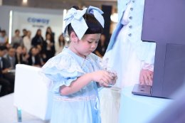 โคเวย์ กับ 'แม่ชม - น้องเกล' ชวนยกบ้านสู่คุณภาพชีวิตที่ดีกว่า กับแคมเปญ "โคเวย์ยกบ้าน"