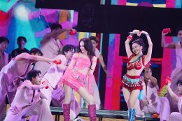 โมเมนต์รักล้นฮอลล์! "จินนี่-เจน่า" เสิร์ฟแฟนคอนคู่ครั้งแรก โชว์ครบรสพร้อมแขกรับเชิญคุณภาพ ในงาน "GINNYJAYNA [HEART TO HEART] FANCON"
