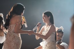 โมเมนต์รักล้นฮอลล์! "จินนี่-เจน่า" เสิร์ฟแฟนคอนคู่ครั้งแรก โชว์ครบรสพร้อมแขกรับเชิญคุณภาพ ในงาน "GINNYJAYNA [HEART TO HEART] FANCON"