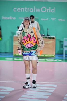 เซ็นทรัลเวิลด์ เปิดแคมเปญ "The Summer Club 2026" ชวน 'จิมมี่-ซี' ดวล Pickleball แมทช์สุดมันส์ใจกลางเมือง พร้อมแฟชั่นโชว์สุดชิค "Rhythm & Runway"