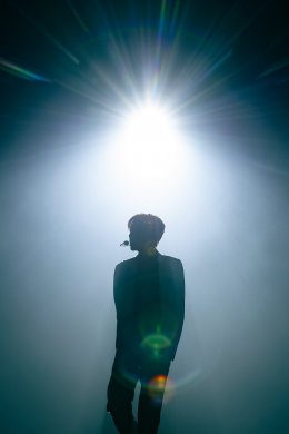 'เอลี่ไทย' สุขจนล้น!! 'แบคฮยอน' ระเบิดพลัง Performance ขั้นสุด จัดเต็มโปรดักชั่นระดับโลก 2 วันเต็ม ในคอนเสิร์ต "2025 BAEKHYUN WORLD TOUR <Reverie> in BANGKOK"