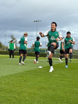 'ลีซอ - จีโน่' นำทีมแชมป์ "ช้าง ยู-แชมเปี้ยน คัพ ปี 3" ติดปีกบินสู่อังกฤษ! สัมผัสประสบการณ์ฟุตบอลระดับโลก สร้างแรงบันดาลใจสู่นักเตะอาชีพ