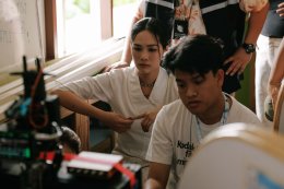 "ข่มขลัง" EP.2 ครองกระแสเทรนด์ X อันดับ 1 ไทยยาวกว่า 15 ชม. - พุ่งอันดับ 4 โลก 'ปุยนุ่น' ปล่อยของบท 'หมวดภีม' ถูกผีนางรำเข้าสิง ตีบทแตก! 'บิ๊นท์' สวยขลังสมบท 'แม่ครูบุหลัน' ปราบผีอยู่หมัดก่อนปราบหัวใจต่อ