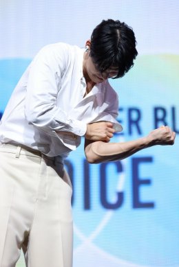 ‘เธอมันเริ่ด’! บัดดี้ตัวตึง 'มินฮยอก&จองชิน' ยกระดับบอยซ์ไทยเหนือไปกว่า MANITO พร้อมเสิร์ฟความฟินเรียกเสียงฮาให้หายคิดถึงใน 2023 KANG MIN HYUK x LEE JUNG SHIN FROM CNBLUE ‘THE BUDDY’ FAN MEETING IN BANGKOK