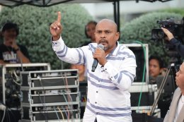 "คนดังนั่งเคลียร์ Debate" ศึก 8 พรรคเดือด กรีดนโยบายเลือดข้น ท้าชนวิสัยทัศน์ โต้ "เหล่าคนดัง" บี้ถาม...เพื่อสิทธิประชาชน!